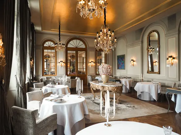 Les Trois Rois Restaurant Cheval Blanc (17)